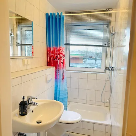 Apartamento Komplettes Haus Naehe Messe Fuer Bis Zu 10 Gaeste *