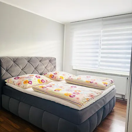 Appartement Komplettes Haus Naehe Messe Fuer Bis Zu 10 Gaeste