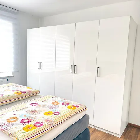 Komplettes Haus Naehe Messe Fuer Bis Zu 10 Gaeste Hanôver