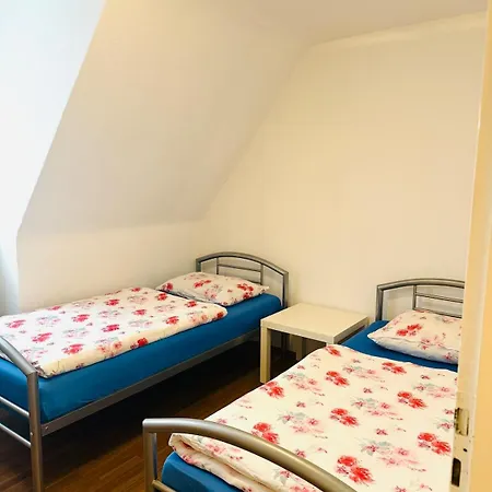 Komplettes Haus Naehe Messe Fuer Bis Zu 10 Gaeste Appartement *