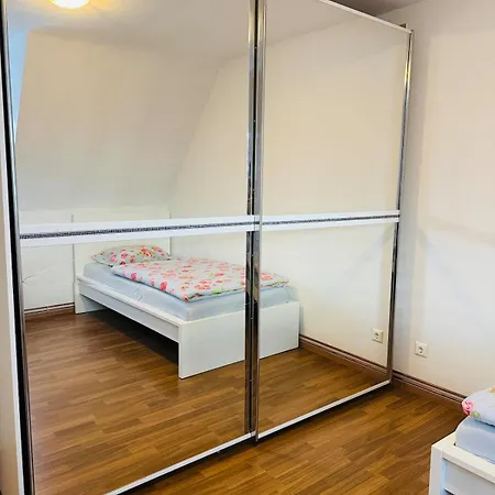 Komplettes Haus Naehe Messe Fuer Bis Zu 10 Gaeste Apartamento *
