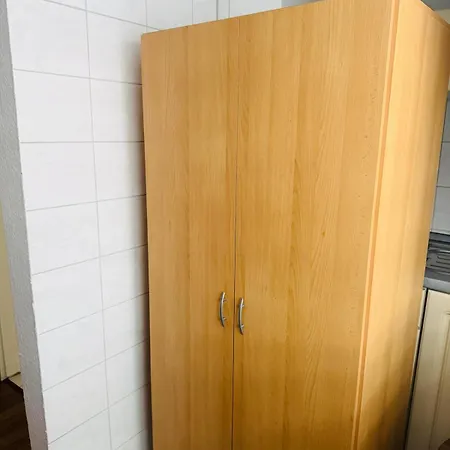 Appartement Komplettes Haus Naehe Messe Fuer Bis Zu 10 Gaeste Hannover