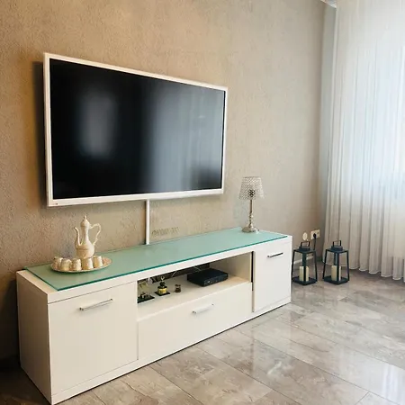 Apartamento Komplettes Haus Naehe Messe Fuer Bis Zu 10 Gaeste Hanôver